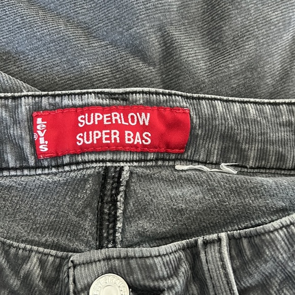 Superlow Levi’s Grey Corduroy Pants - Picture 6 of 6